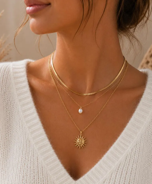 Collier Multi-Rangs Soleil Doré en Acier Inoxydable