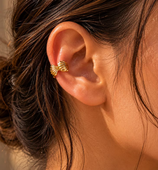Earcuff Coquillage Doré Sans Perçage en Acier Inoxydable