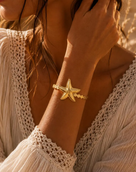 Bracelet Étoile de Mer Doré en Acier Inoxydable